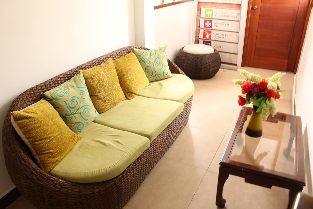 Hostal Costa Del Pacifico بويرتو أيورا المظهر الخارجي الصورة